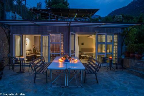 Apartamento Magical View Studios Asproneri, Kamena Vourla
