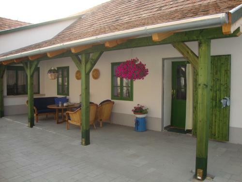 Ferienhaus Somloi Sell�