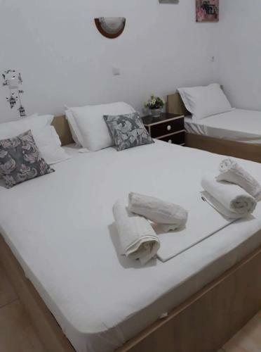 Hostal Kanali Beach House 2