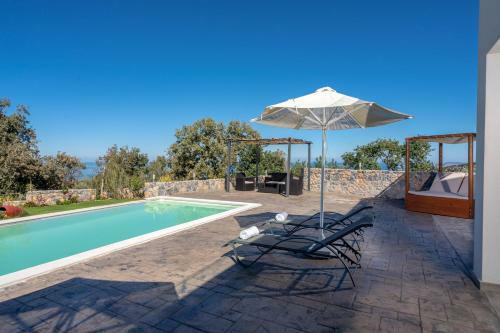 Stunning 4-bedroom Villa With Private Pool.