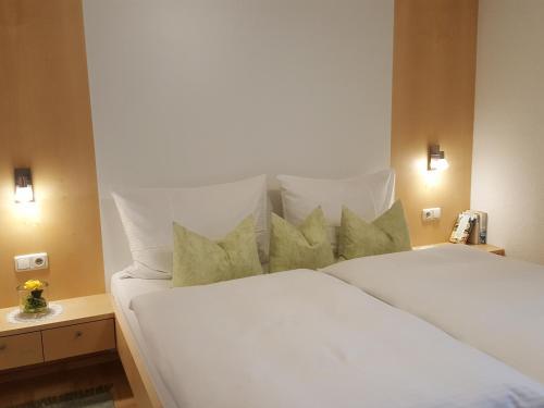 Apartamento Appartements G�stehaus Monika