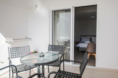 Stylish Studio Apartment - 8f House
