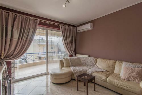 Semiramis Marina Apartment With Fireplace