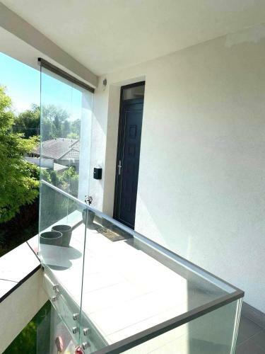 Lakeside Prestige Luxury Apartment