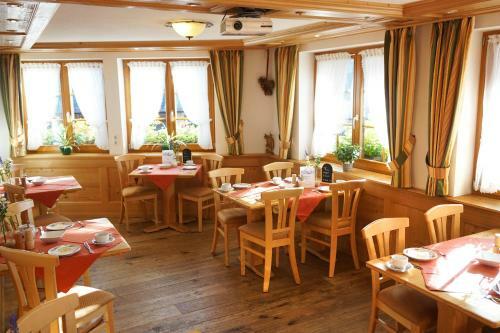 Hostal Gasthof Schwarzwaldhaus