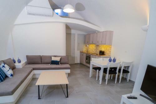 Mati Luxury Apartments Cerberus