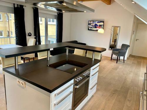 Apartamento Luxuri�ses Studio Im Zentrum, Balkon, Kamin, Klima