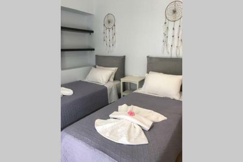 Lefko?s House- Contemporary, Fully Renovated House