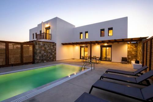 Cato Agro 4, Seafront Villa With Private Pool