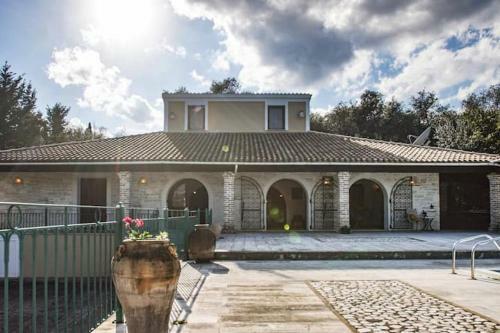 Villa Judi Sleep Prive Swimming Pool