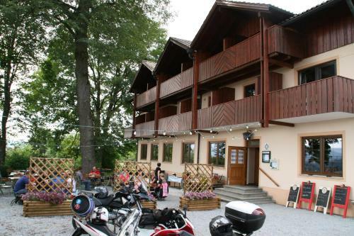 Hostal Berggasthof Hinhart