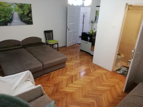�r�kz�ld Apartman Szeged