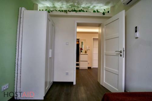 Miksz�th Apartments