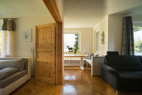 Waldhufenhaus In Sch�na