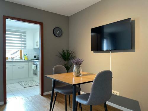 Double Apartment I 2 King Beds I Kitchen I Parking
