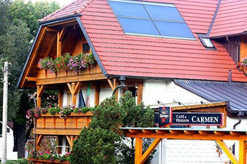 Hostal Cafe & Pension Carmen