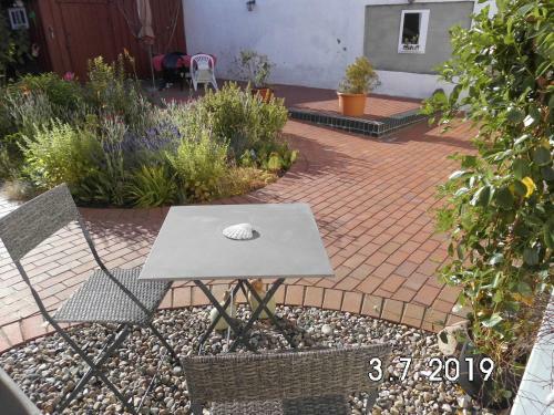 Ostseenahe Gartenidylle Eg