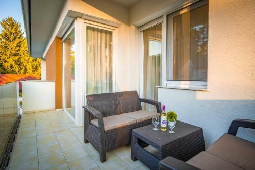 Mf Diamond Bay Apartmanh�z