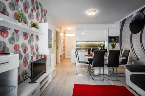 Mf Diamond Bay Apartmanh�z