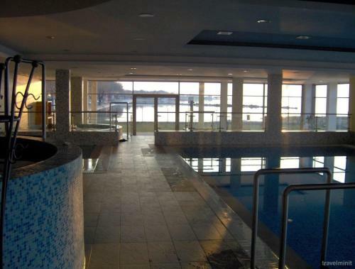 Aranypart Club 218 Wellness Apartman