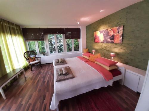 Apartamento Charming Holiday Home In Roes With A Balcony