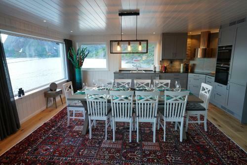 Lofoten Panoramic Luxury Home With Sauna