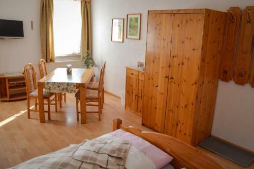 Hostal Pension Bergsch�nke R�benau