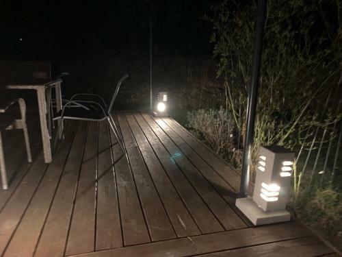 Modernes Haus Auf Gro�em Grundst�ck Im Gr�nen