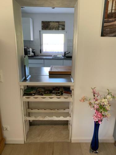 Modernes Haus Auf Gro�em Grundst�ck Im Gr�nen