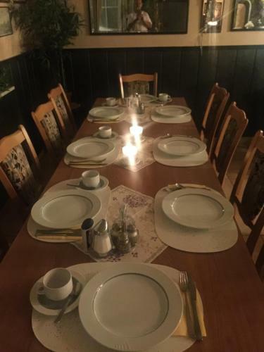Hostal Caruso Pension Und Pizzeria