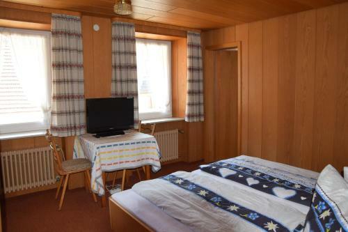 Bed & Breakfast G�stehaus Adler Albtal