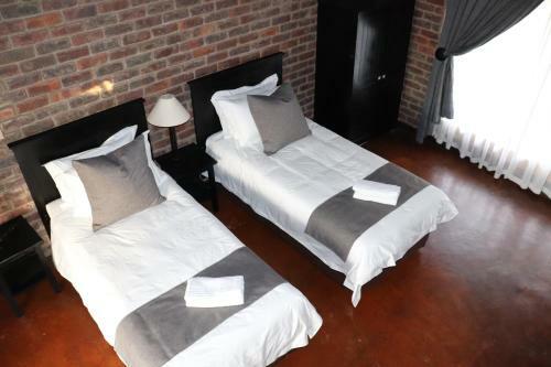 Sundowners Game Lodge