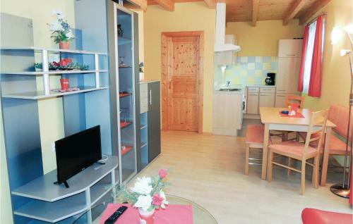 Apartment Stranach II