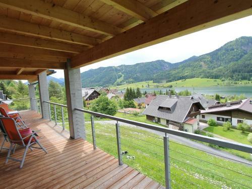 Holiday Home Bella Isa Weissensee