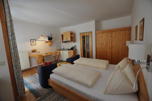 Apartamentos Ferienwohnungen Knaller-m�d