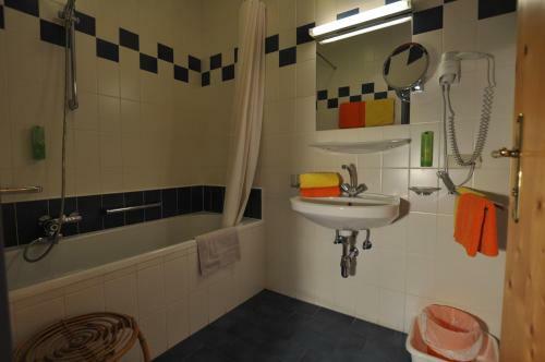 Apartamentos Ferienwohnungen Knaller-m�d