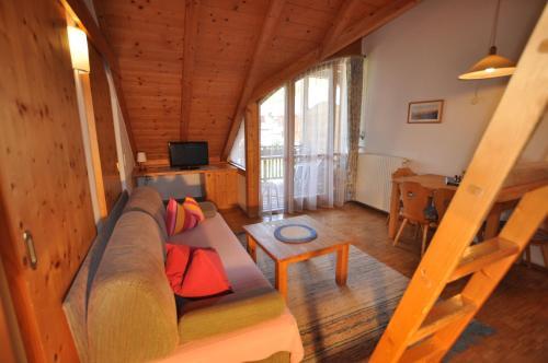 Apartamentos Ferienwohnungen Knaller-m�d
