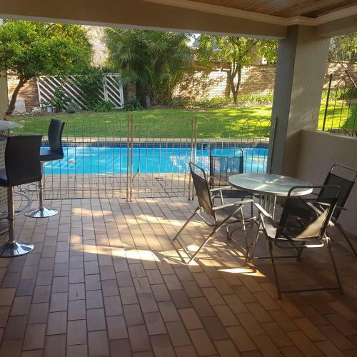 Hostal Royal Olympia Lodges & Safaris Rsa