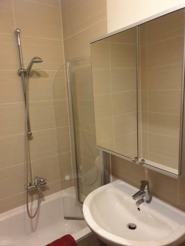 Apartamento Penthouse "marc Aurel" - Greatview, Wifi & Netflix