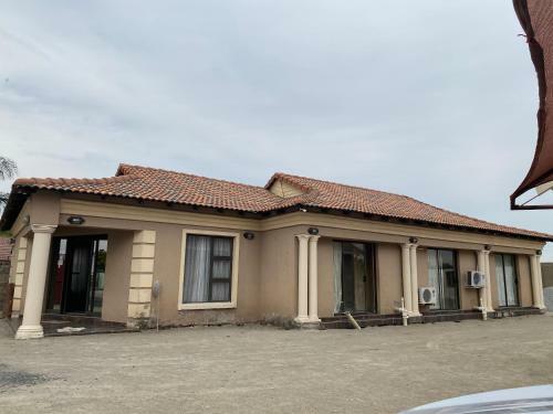 Hostal Beekay's Guesthouse
