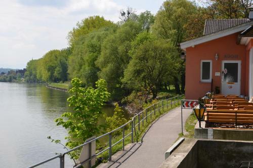 Fischwirtshaus Landmotel "die Donaurast"