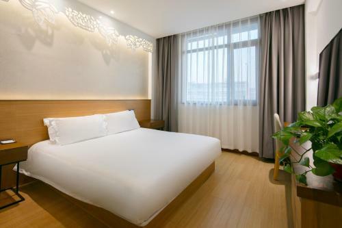 Wuweihe Hotel