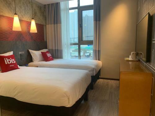 Ibis Lanzhou West Railway Station Hotel