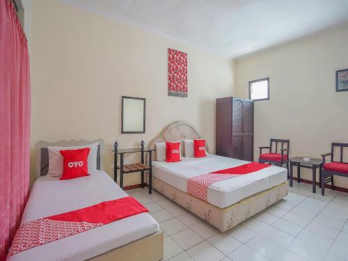 Oyo 90132 Lie Mas Hotel