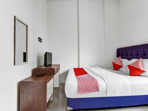 Oyo 90897 Hotel Sepupu Satria