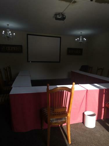 Hostal Erasmus Manor Guest House