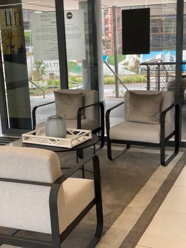 Menlyn Maine Residence 11th Floor Apartment