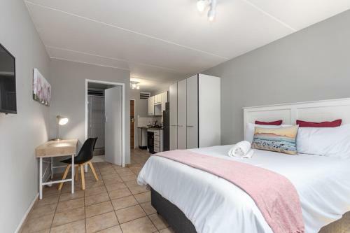 Leas Furnished Apartments - Capital Hill