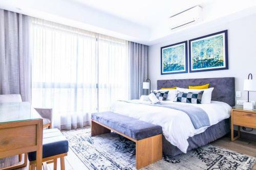 Regency Luxury 2 Bed Apartment With City Views