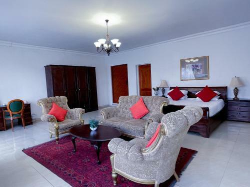 Hostal Neptune Royal Guesthouse